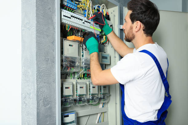  West Baraboo, WI Electrician Pros